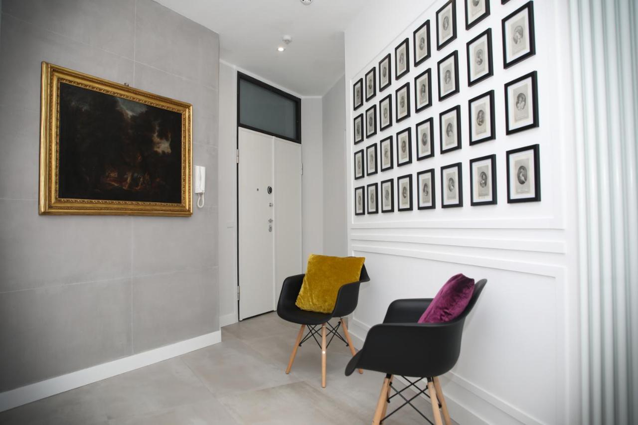 Principessa Isabella Luxury Rooms Salerno Exterior photo